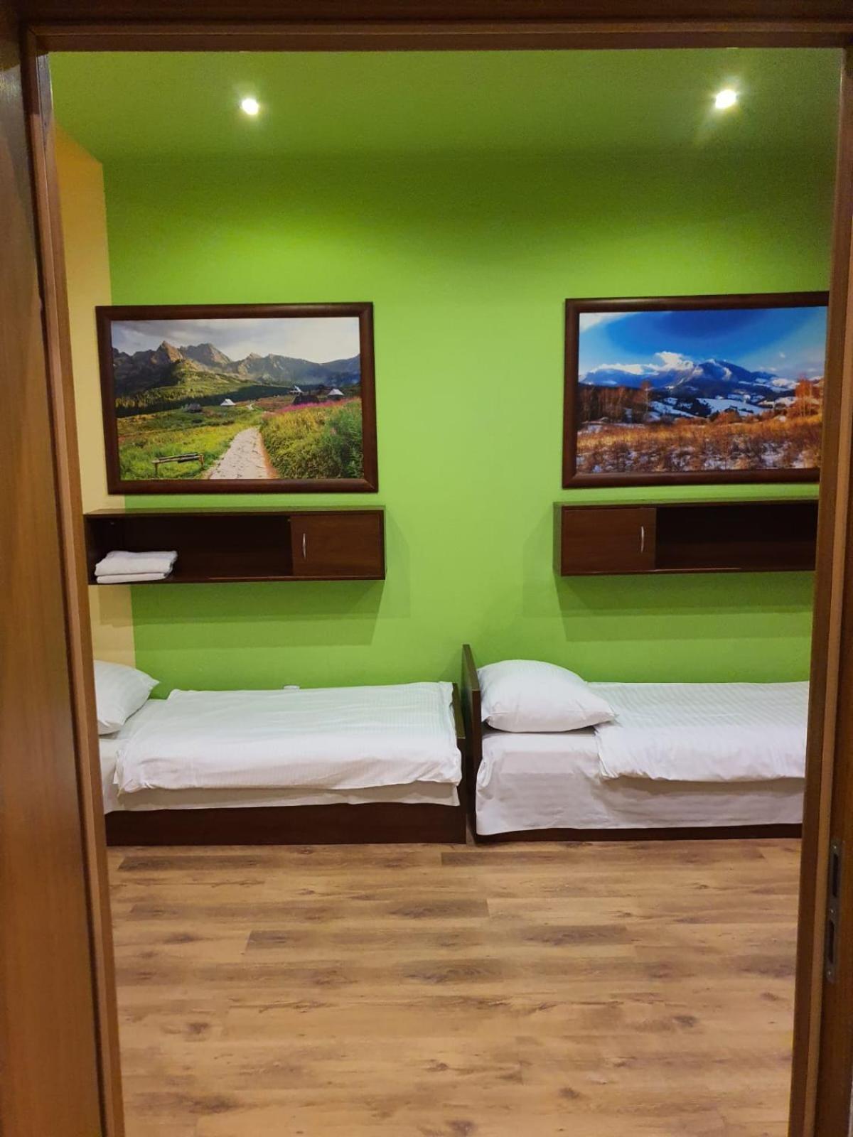 Apartamenty Krupowki ザコパネ 部屋 写真